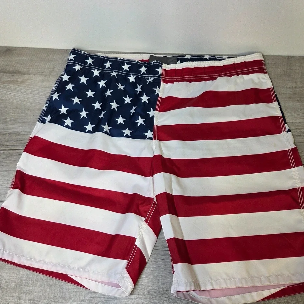 Old Navy Men's American Flag Board Shorts Red White Blue Stars Stripes Large